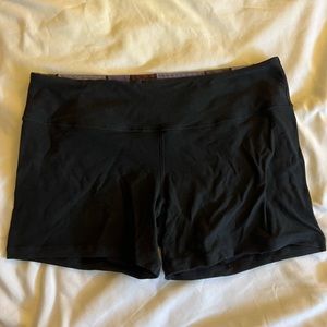 Reversible lululemon shorts size 12